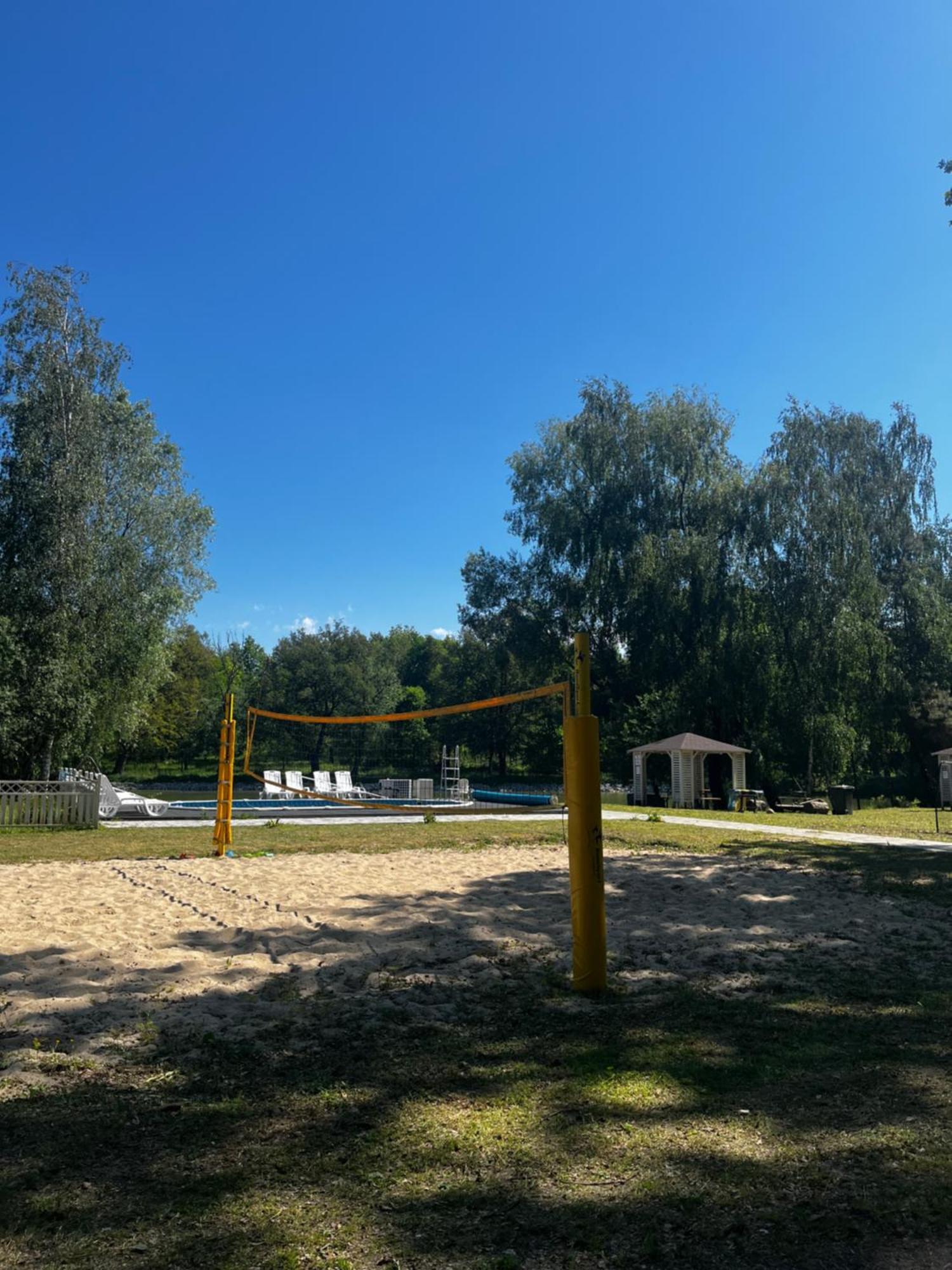 Domki Pod Debami Mojecice Eksteriør bilde